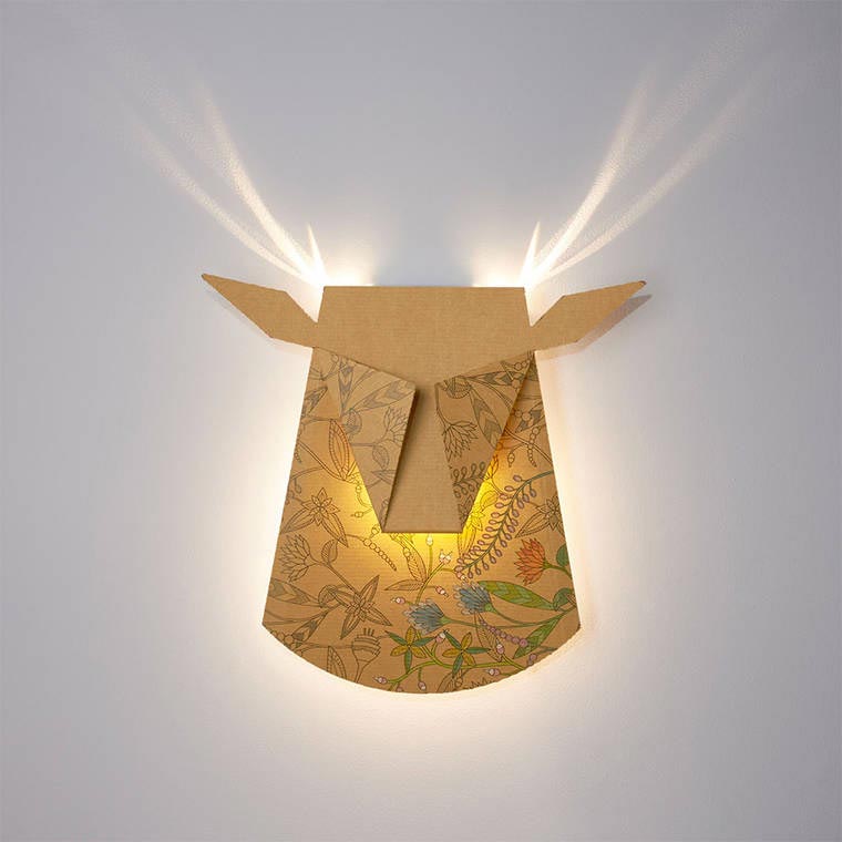 светильник в виде головы оленя, светильник свет в виде оленьих рогов