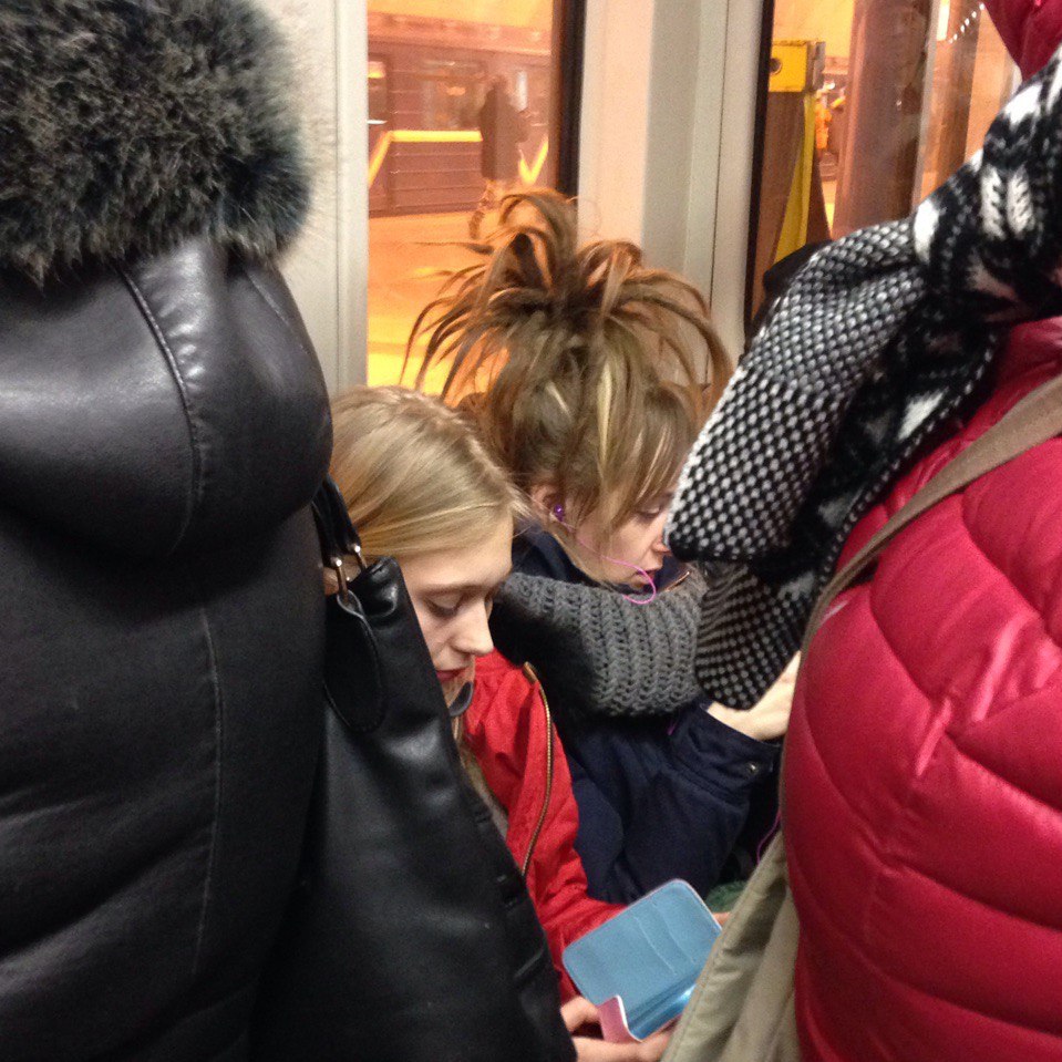 20 отчаянных модников, которых можно встретить в российском метро мода петербургского метро, мода метро, модники в транспорте, странные пассажиры метро