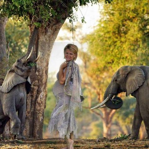 женщина родила собственного внука, женщина стала суррогатной матерью внуку, женщина стала суррогатной матерью для дочери