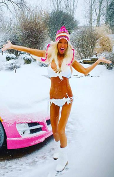 Наннетт Хэммонд, Nannette Hammond, потратила 500000 превратиться в Барби, превратилась в реальную Барби