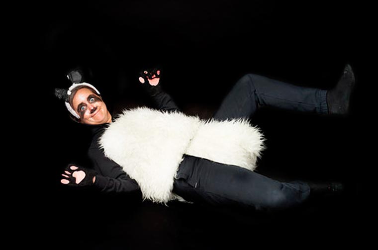 люди пародируют животных, пародия на инстаграм National Geographic, пародия на  Instagram National Geographic