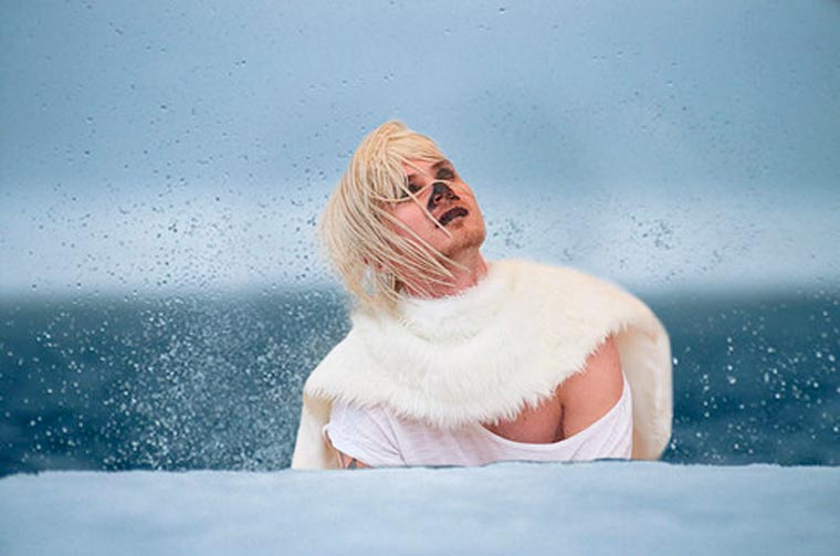 люди пародируют животных, пародия на инстаграм National Geographic, пародия на  Instagram National Geographic