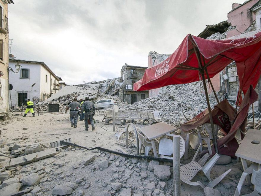 Италия до и после землетрясения, итальянские города до и после землетрясения