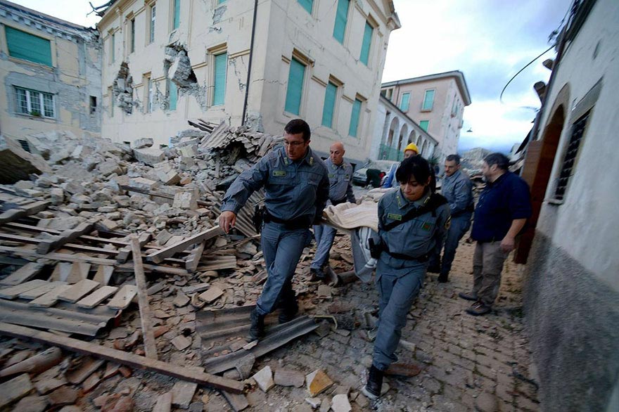 Италия до и после землетрясения, итальянские города до и после землетрясения