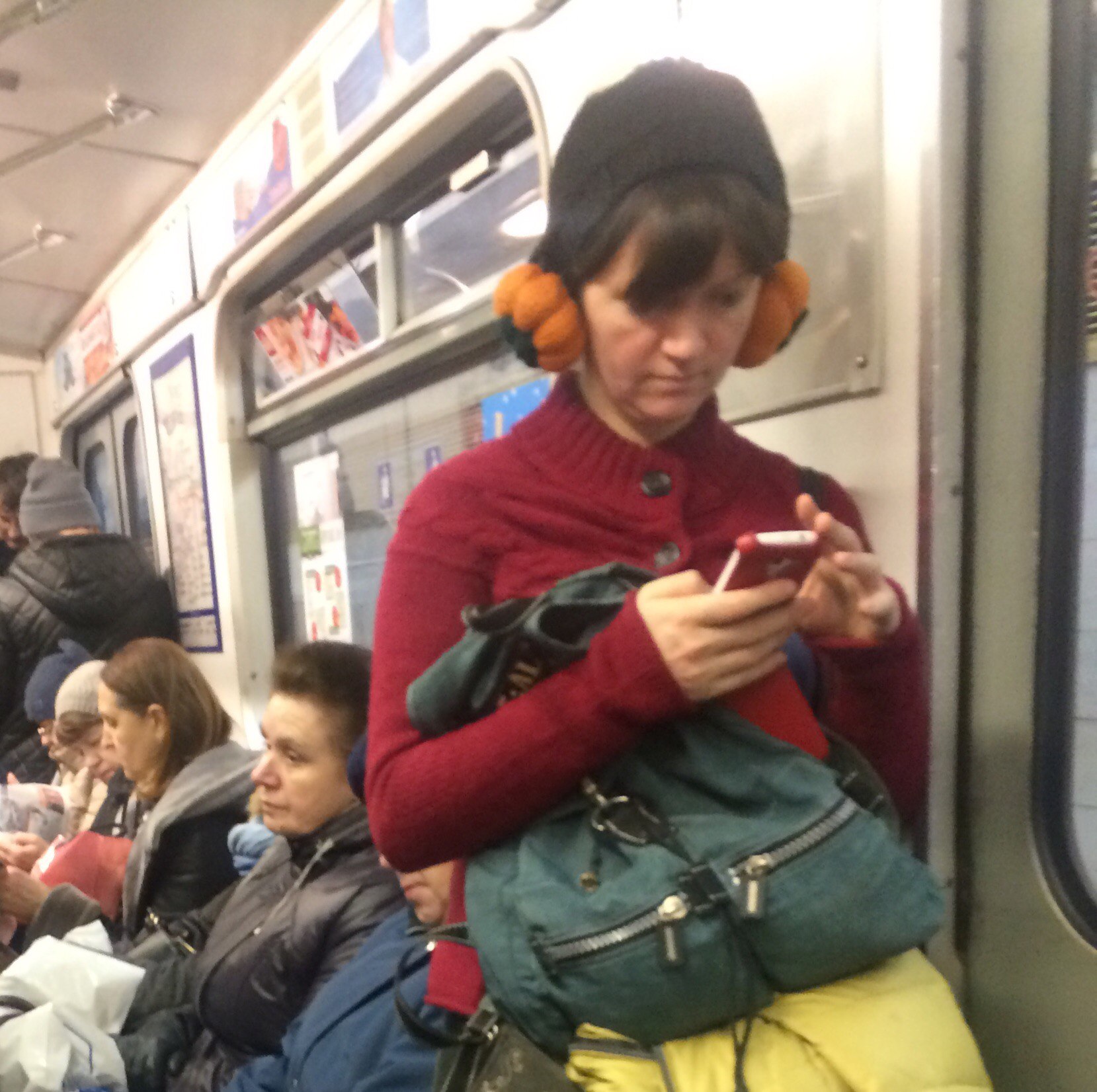Мода от народа или 19 неординарных пассажиров российского метро мода петербургского метро, мода метро, модники в транспорте, странные пассажиры метро