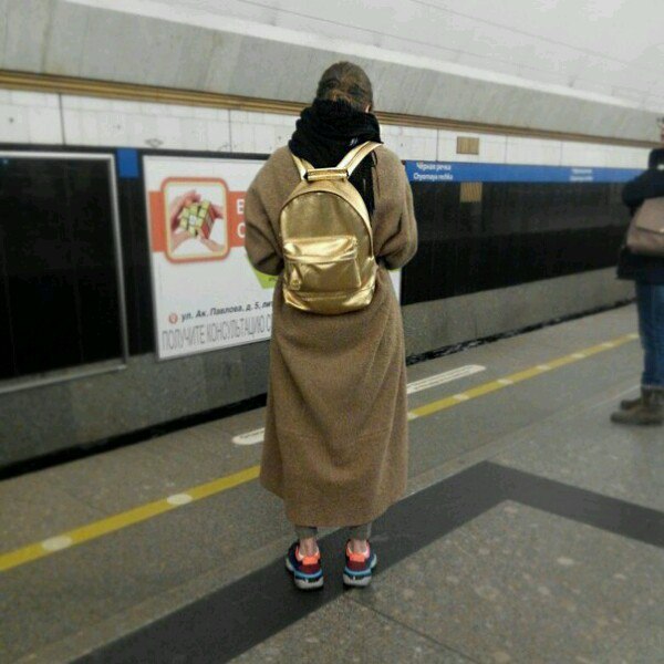 Мода от народа или 19 неординарных пассажиров российского метро мода петербургского метро, мода метро, модники в транспорте, странные пассажиры метро