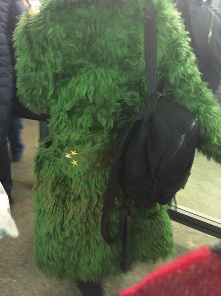 Мода от народа или 19 неординарных пассажиров российского метро мода петербургского метро, мода метро, модники в транспорте, странные пассажиры метро