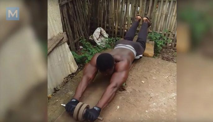 Африканские бодибилдеры, накачаться без спортзала, огромные мышцы без тренажерного зала