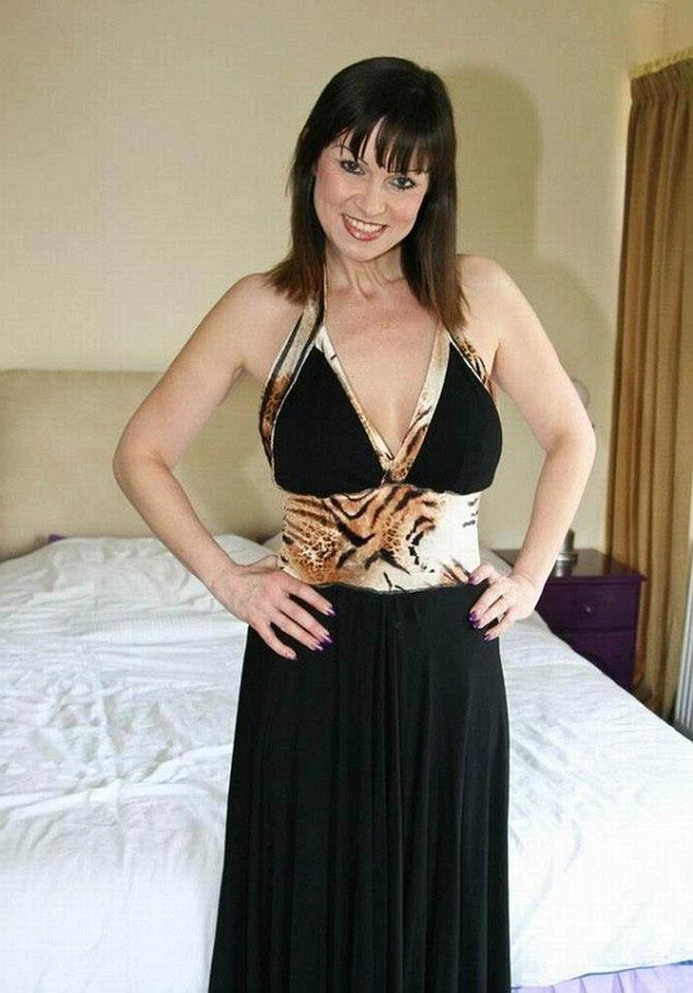 Би Камерон, Bee Cameron, потратила 100000 долларов на превращение в Джессику Рэббит, пластические операции на 100000 долларов