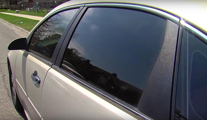 Вместо того, чтобы выписать штраф этому папе, полицейский дал ему то, в чём тот действительно нуждался полицейский купил детское автокресло, полицейский купил автокресло вместо штраша