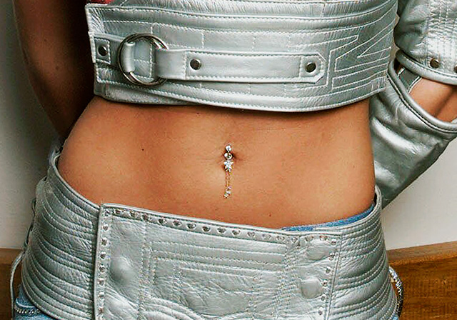 15 ультрамодных вещей из 90-ых, которые были у каждой девчонки модные вещи из 90-ых, аксессуары из 90-ых