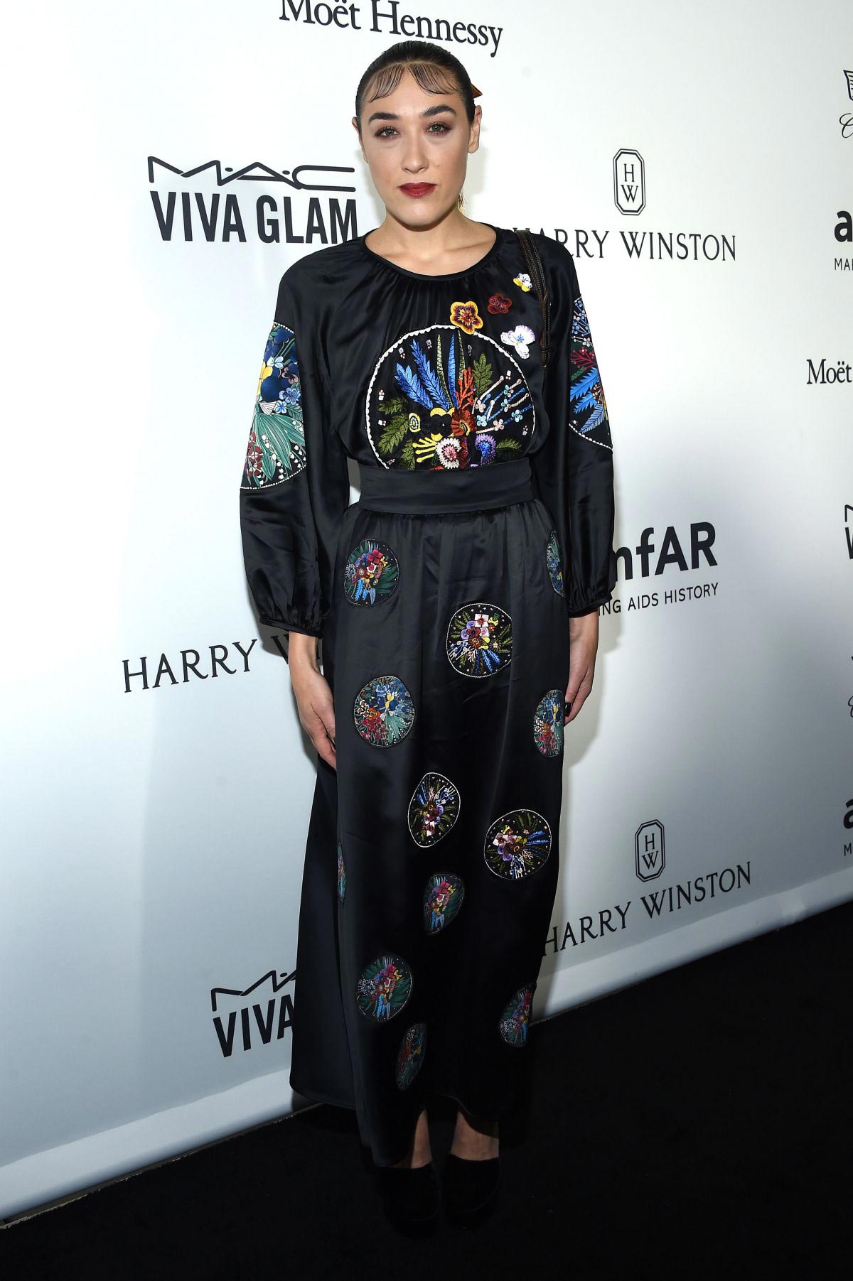 Самые нелепые и безвкусные наряды знаменитостей за вторую половину ноября нелепые наряды звёзд, самые безвкусные наряды знаменитостей