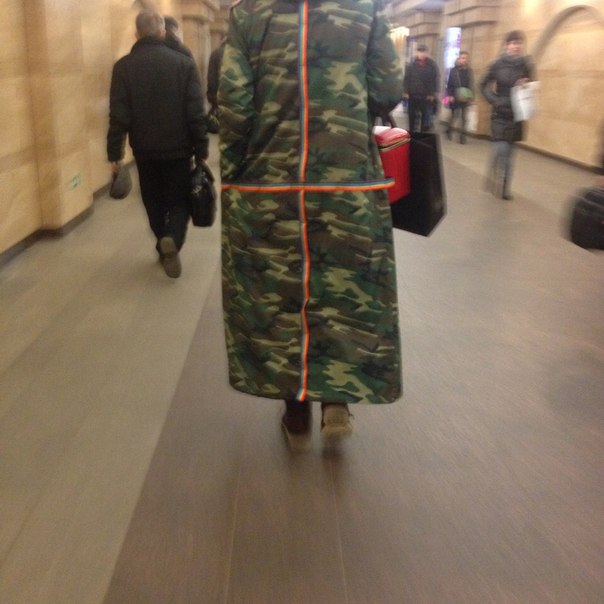 мода петербургского метро, мода метро, модники в транспорте, странные пассажиры метро 