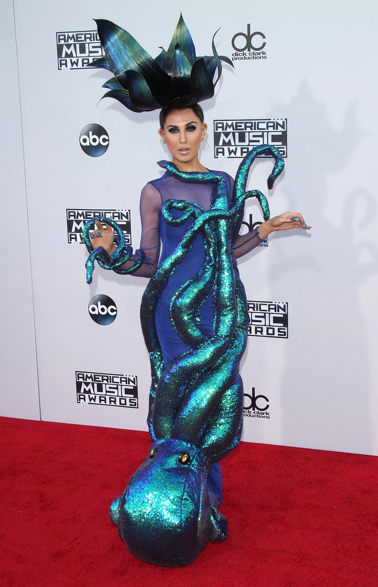 нелепые наряды звёзд, безвкусные наряды знаменитостей