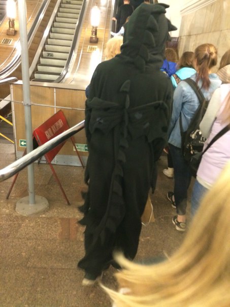 мода петербургского метро, мода метро, модники в транспорте, странные пассажиры метро 