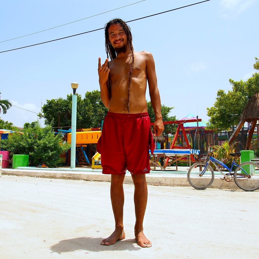 Вокруг света за 80 стилей, пара путешествует и фотографирует модников по всему миру