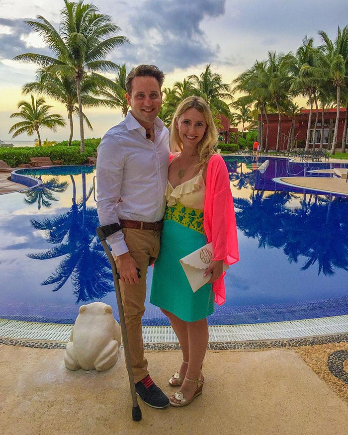 Джош Сандквист, Josh Sundquist, одноногий костюмы на Хэллоуин, одноногие костюмы на Хэллоиун