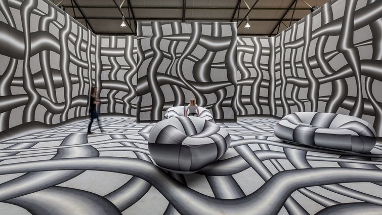 Дизайнер использует оптические иллюзии для создания галлюциногенных комнат галлюциногенные комнаты,галлюциногенный дизайн, Питер Коглер, Peter Kogler