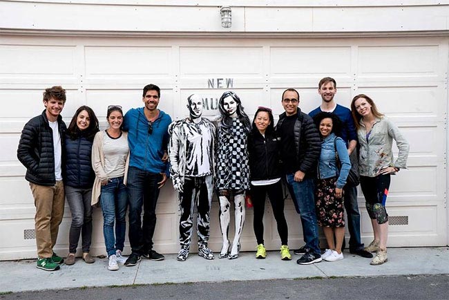 Алекса Мид, Alexa Meade, предложение руки в 2D, приключение нарисованной пары