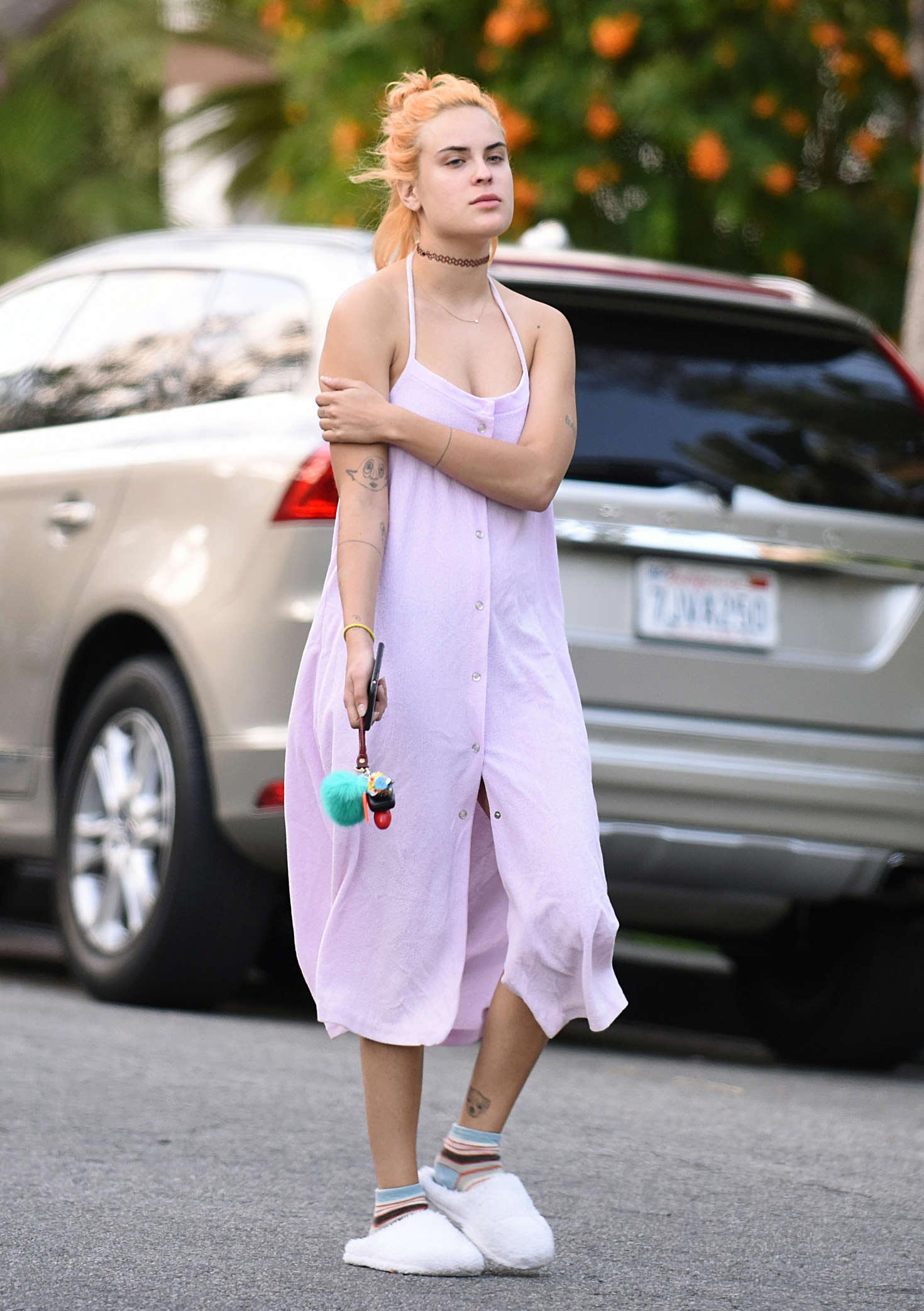 Самые нелепые и безвкусные наряды знаменитостей за вторую половину июля нелепые наряды звёзд, безвкусные наряды знаменитостей