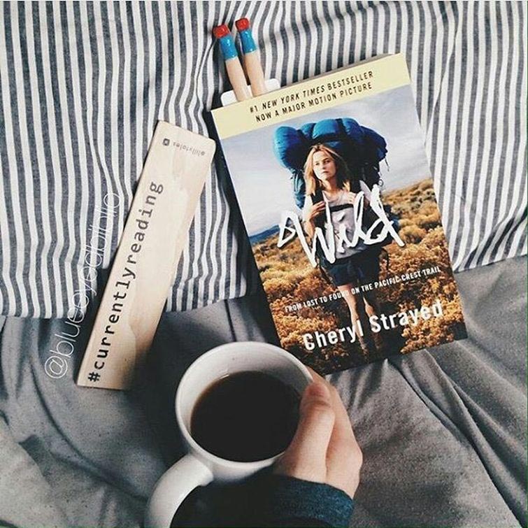 закладки в виде ног персонажей, закладки для книг ноги, Олена Мисник, закладки для книг торчат ноги