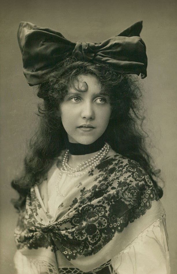 женская красота на старинных открытках, 100 лет красоты