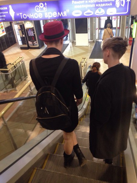 мода петербургского метро, мода метро, модники в транспорте, странные пассажиры метро 