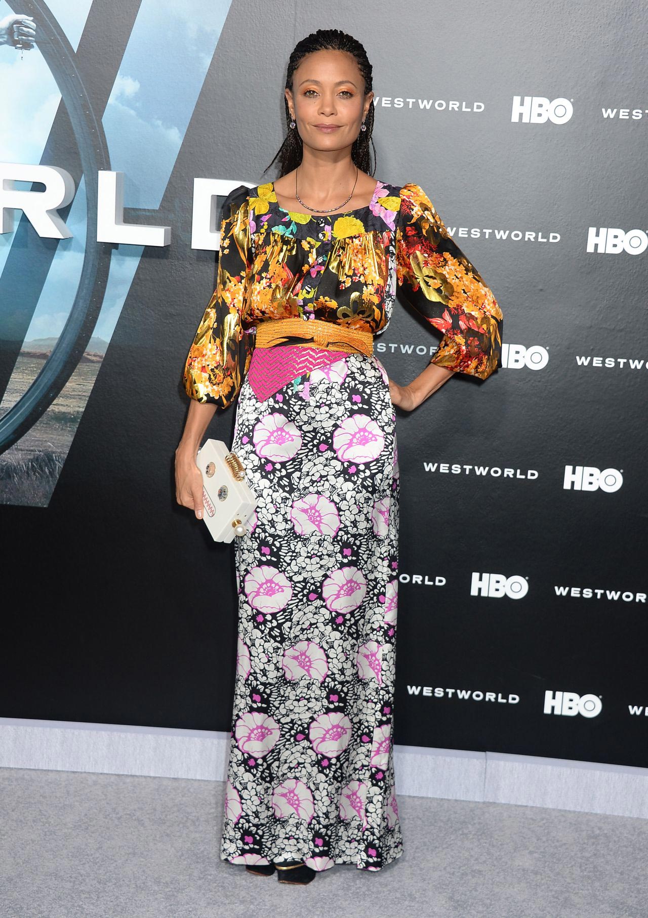 Самые нелепые и безвкусные наряды знаменитостей за вторую половину октября нелепые наряды звёзд, самые безвкусные наряды знаменитостей