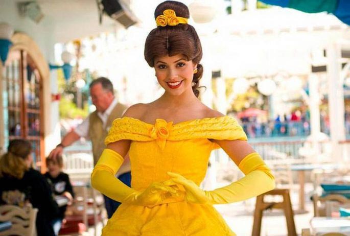 14 строгих и необычных правил, которым должны следовать все сотрудники Диснейленда необычные правила сотрудники Диснейленда, строгие правила для персонала Диснейленда, работники Диснейленда необычные правила