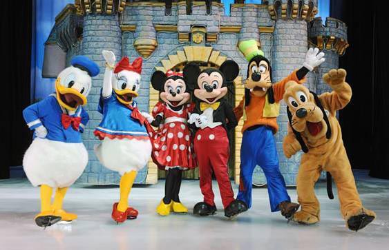 14 строгих и необычных правил, которым должны следовать все сотрудники Диснейленда необычные правила сотрудники Диснейленда, строгие правила для персонала Диснейленда, работники Диснейленда необычные правила