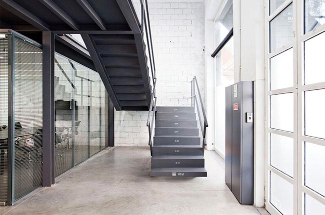 Лестница, показывающая, сколько калорий вы сжигаете, поднимаясь по ней лестница сколько калорий сжигаешь, лестница калории