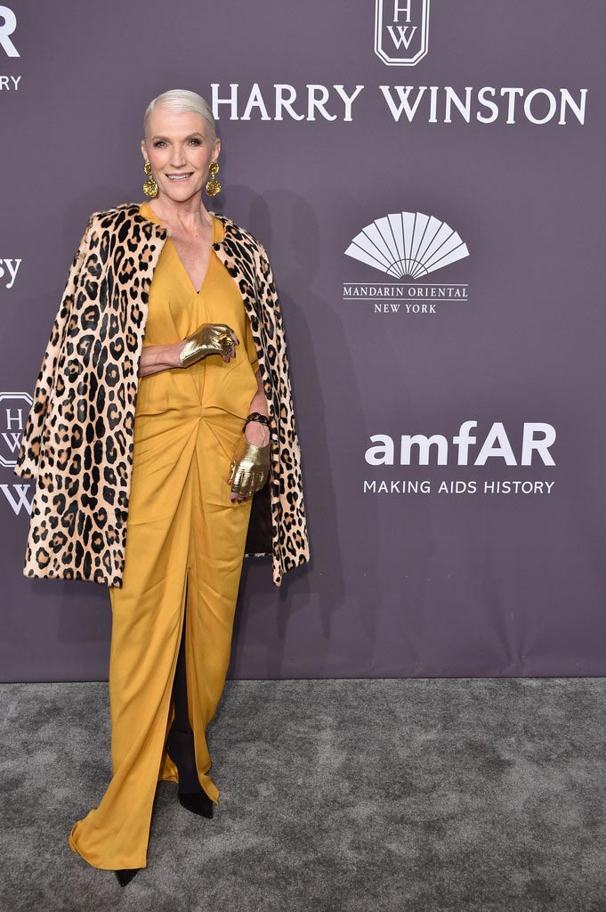 Полный провал или худшие наряды знаменитостей за первую половину февраля нелепые наряды звёзд, самые безвкусные наряды знаменитостей