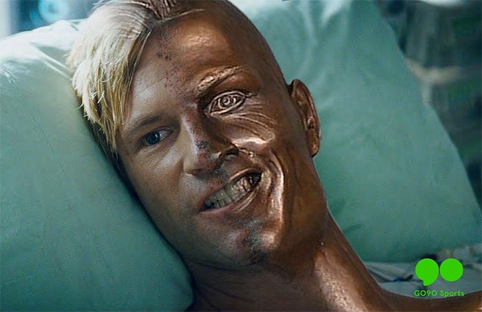 бюст Криштиану Роналду, статуя Кришитану Роналду, мемы бюст Криштиану Роналду