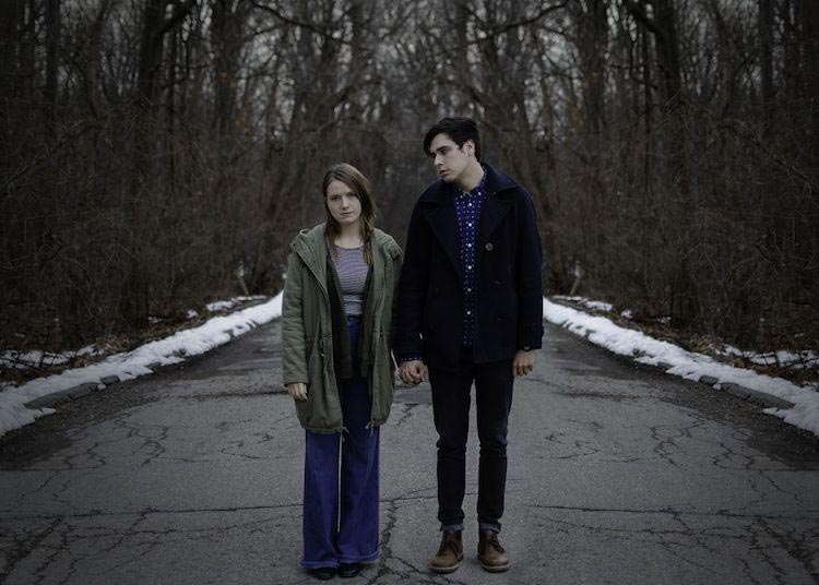 Бывшая пара устроила в честь расставания депрессивную фотосессию, вызывающую смешанные чувства фотосессия в честь расставания, Жаклин Мартин, Харрисон Бах, бывшая пара депрессивная фотосессия