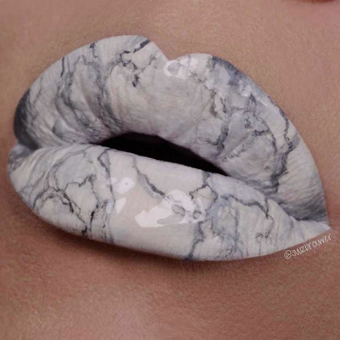 Мраморные губы — новый странный тренд в мире макияжа Мраморные губы, marble lip
