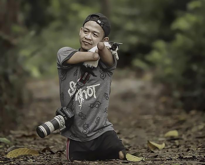 фотограф без рук, фотограф без рук и ног, Ахмад Зулкарнаин, Achmad Zulkarnain