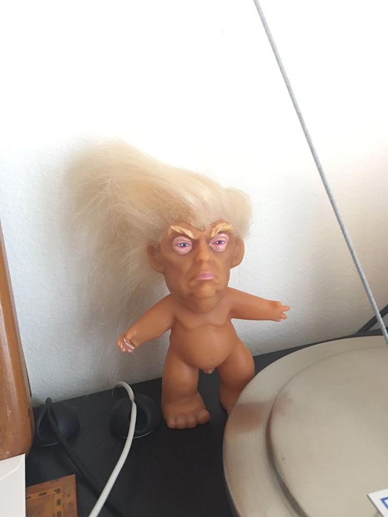 20 смешных случаев, когда люди находили действительно странные вещи в доме своих родителей вещи из дома родителей, странные вещи в доме родителей, смешные истории о родителях, смешно о родителях