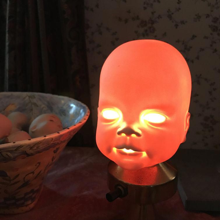 20 смешных случаев, когда люди находили действительно странные вещи в доме своих родителей вещи из дома родителей, странные вещи в доме родителей, смешные истории о родителях, смешно о родителях