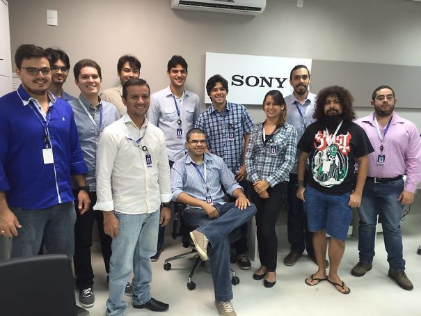 люди которым плевать что о них думают, пофигисты, этим людям неважно что о них подумают