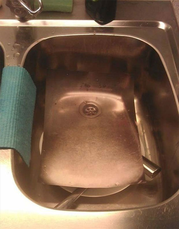 соседи по комнате, смешные соседи по квартире, розыгрыши от соседей