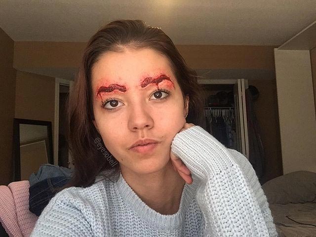 отрезанные брови, идеи для Хэллоуина, отрезанные брови макияж, отрезанные брови грим