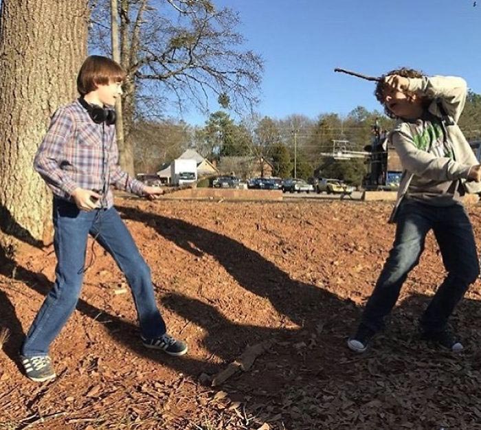 за кадром Очень странных дел, фотографии сделанные за кадром сериала очень странные дела