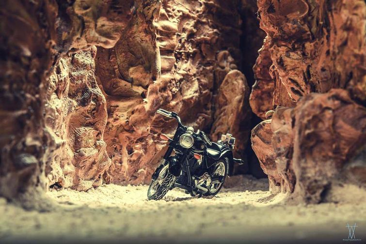 Ватсал Катария, Vatsal Kataria, фотографирует игрушечные модели автомобилей, реалистичные фото авто снимая игрушечные модели