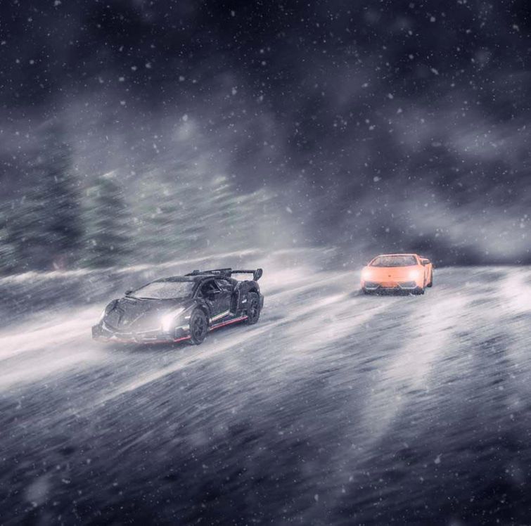 Ватсал Катария, Vatsal Kataria, фотографирует игрушечные модели автомобилей, реалистичные фото авто снимая игрушечные модели