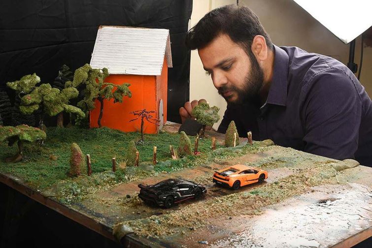 Ватсал Катария, Vatsal Kataria, фотографирует игрушечные модели автомобилей, реалистичные фото авто снимая игрушечные модели