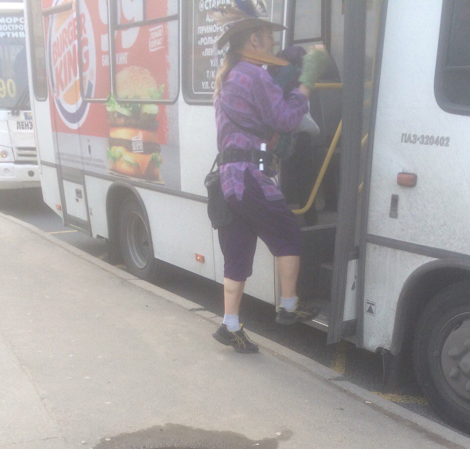 Интеллигентное безумие или необычная мода петербургских улиц мода петербургских улиц, безумная мода Питера