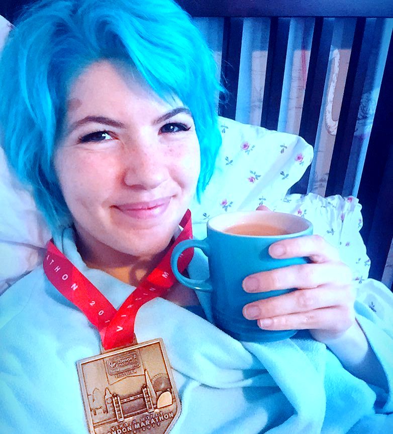 DestinyBlue, художница страдающая депрессией, рисунки художницы борющейся с депрессией, Алиса де Сте Круа, Alice De Ste Croix