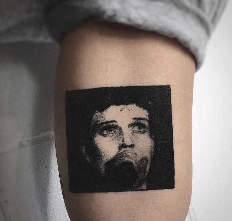 татуировки из фильмов, татуировки кадры из фильмов, кинематографичные татуировки, Чарли Джерардин
