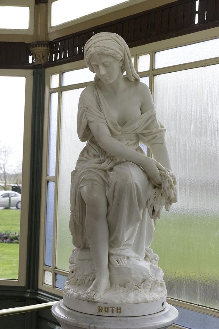 раскрашенные статуи, раскрашенные скульптуры