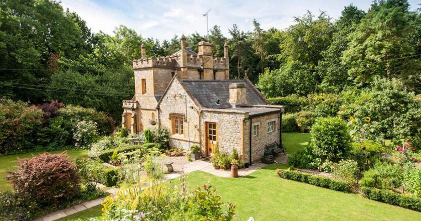 Этот крошечный замок в Англии на самом деле является домом, и мы приглашением вас взглянуть на него изнутри самый маленький замок Англии, крошечный замок, замок дом, Molly's Lodge